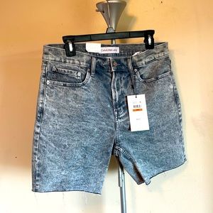 Calvin Klein Jeans Shorts | Size W29 | 98% cotton 2% Elastane | New with Tag